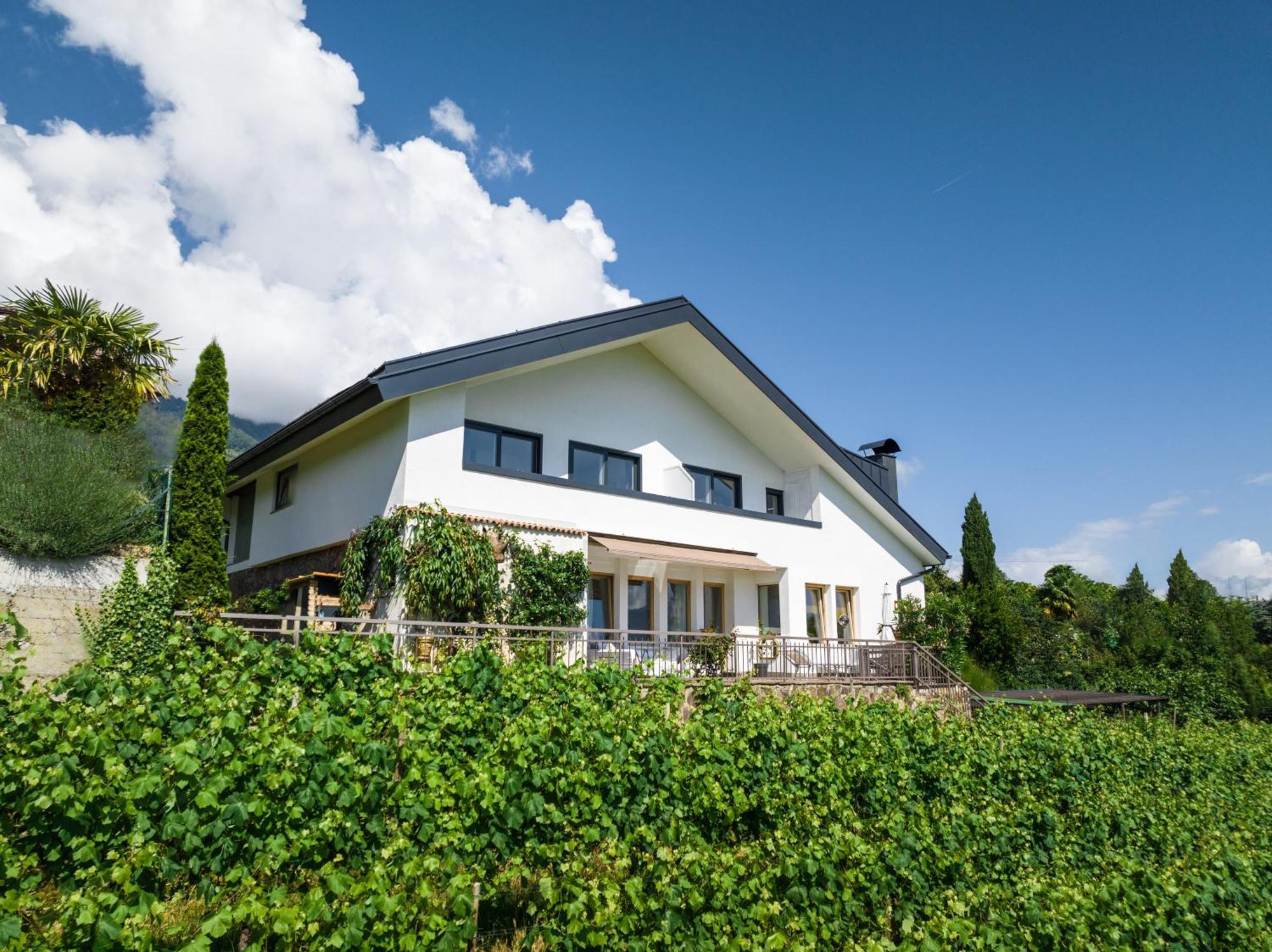 Villa Maria Boutique Apartment St Pauls Eppan an der Weinstraße Buitenkant foto